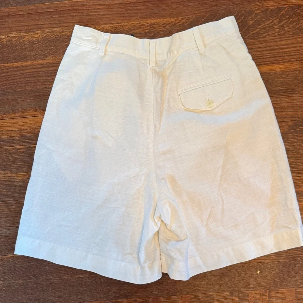 Vintage Liz Claiborne White Linen Blend Shorts - Picture 6 of 6